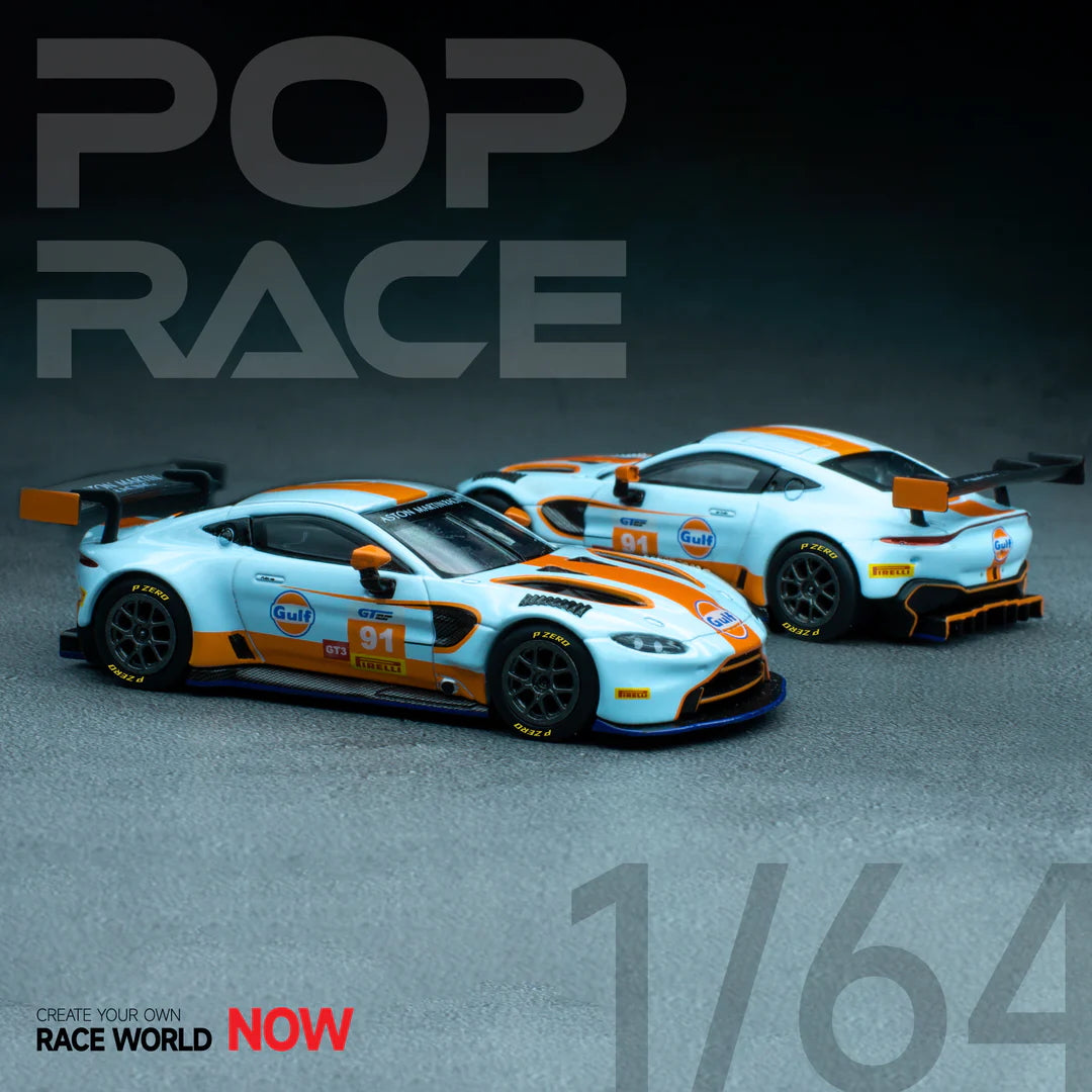 Front and rear view of Aston Martin Vantage GT3 Presentation 1:64 diecast model out of box
