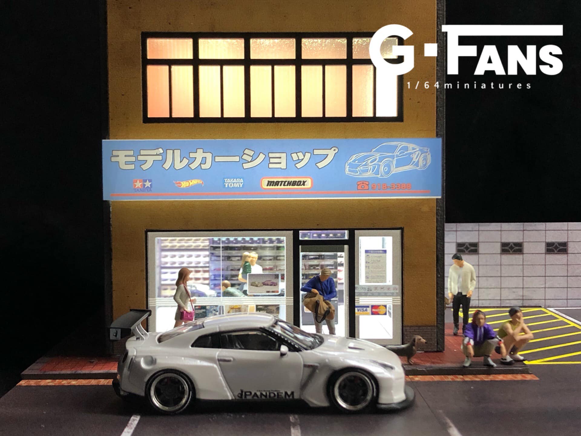 Front view of G-Fans Japanese Model Car Shop Diorama in 1:64 scale