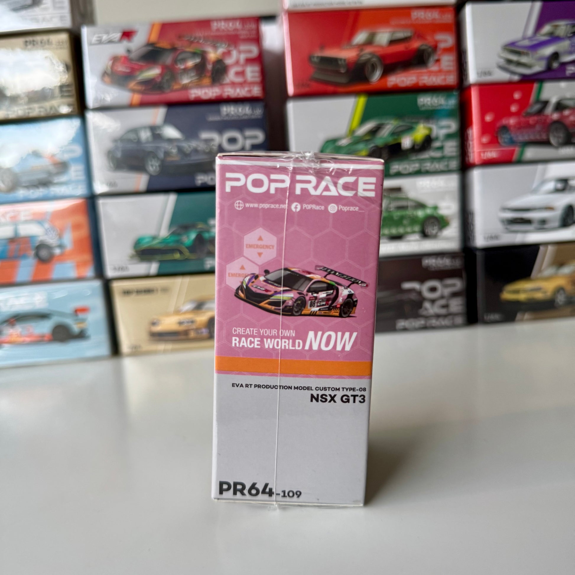 Side profile of 1:64 Honda NSX GT3 EVA RT Production Model