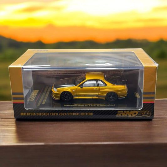 Panorama Nissan Skyline GT-R R34 Top Secret 1:64 diecast model in box front view