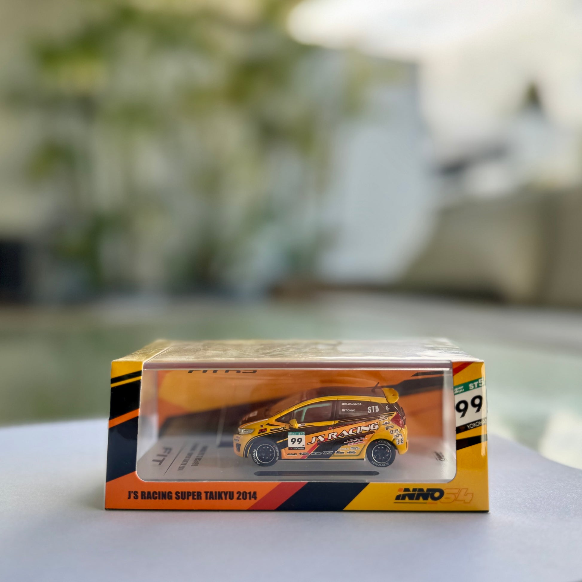 Front panorama view of INNO64 Honda Fit 3 RS #99 J’S Racing Super Taikyu 2014 diecast model
