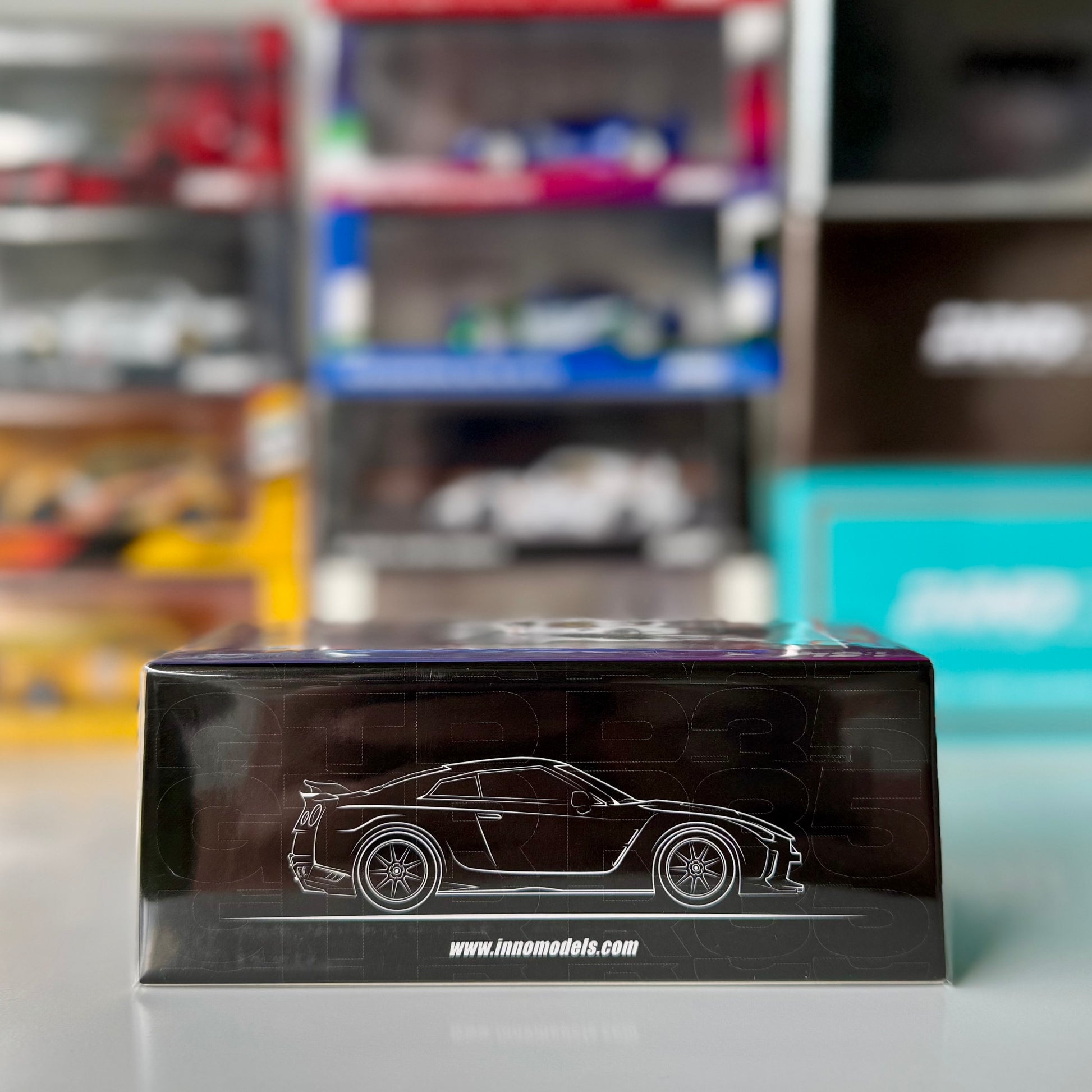 Nissan GT-R R35 T-Spec model by INNO64 in box back angle