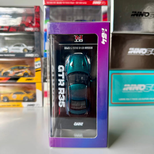 Nissan GT-R R35 T-Spec model by INNO64 in box top angle