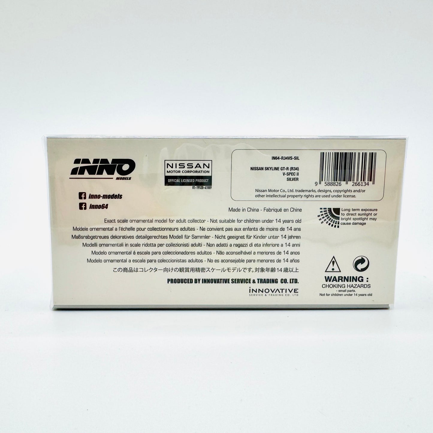 Inno64 Nissan Skyline GT-R R34 V-Spec II Silver box rear view