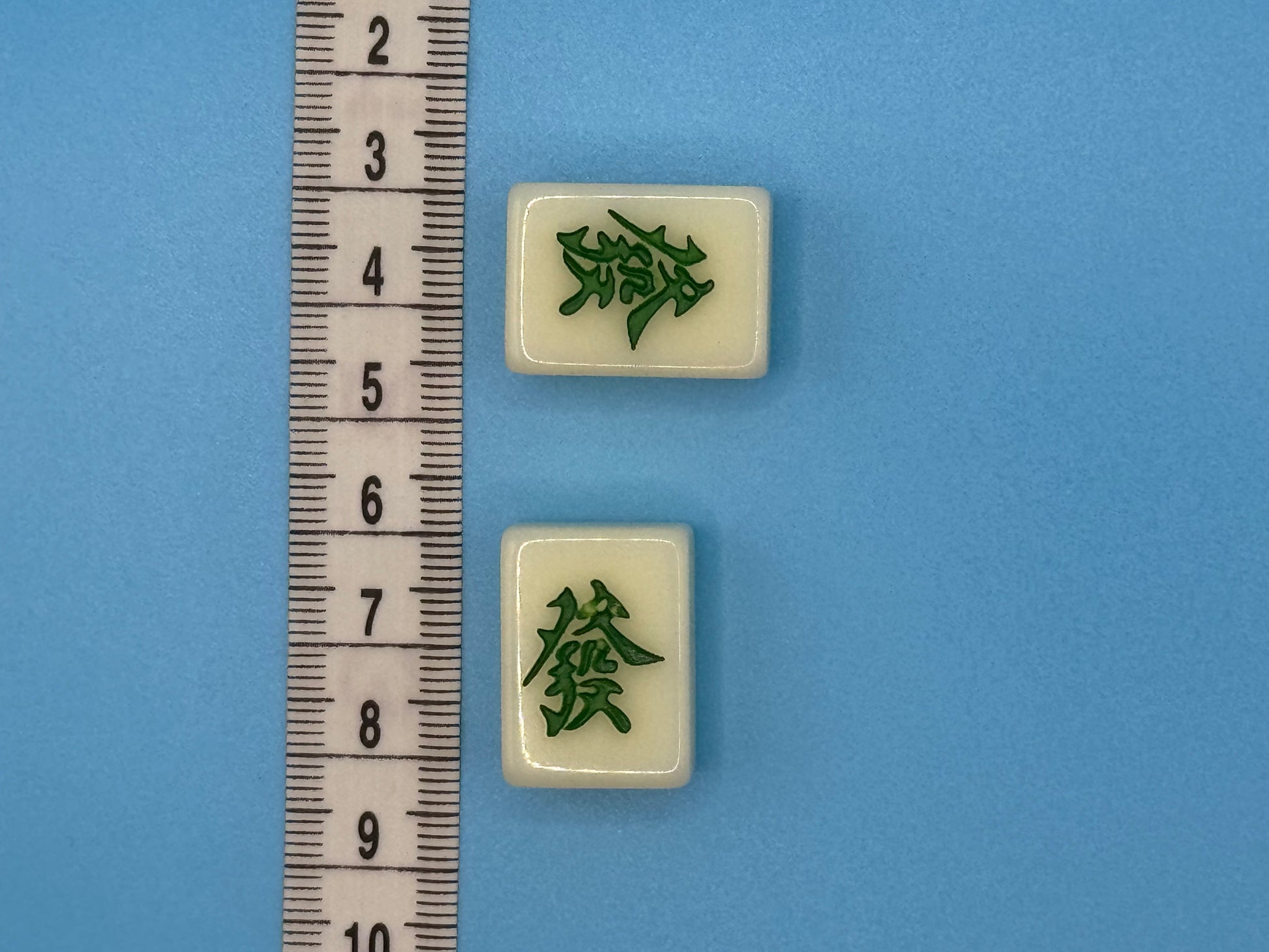 Comparison showing compact Mahjong tiles size