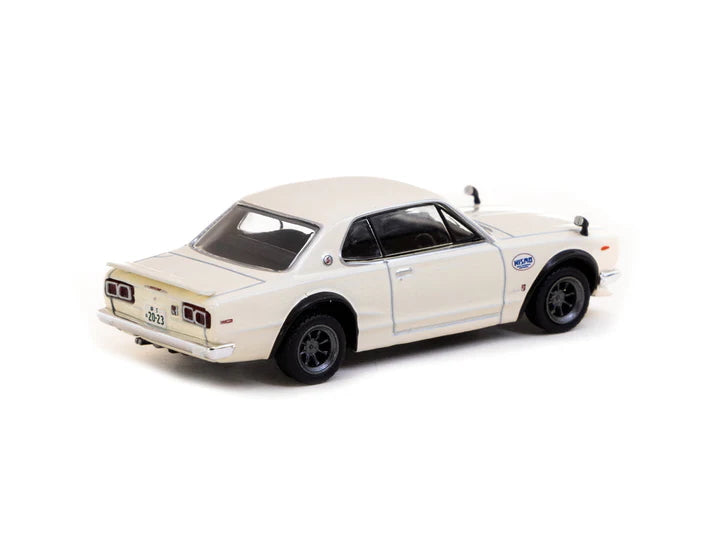 Unboxed front angle of Nissan Skyline GT-R Ivory White diecast model