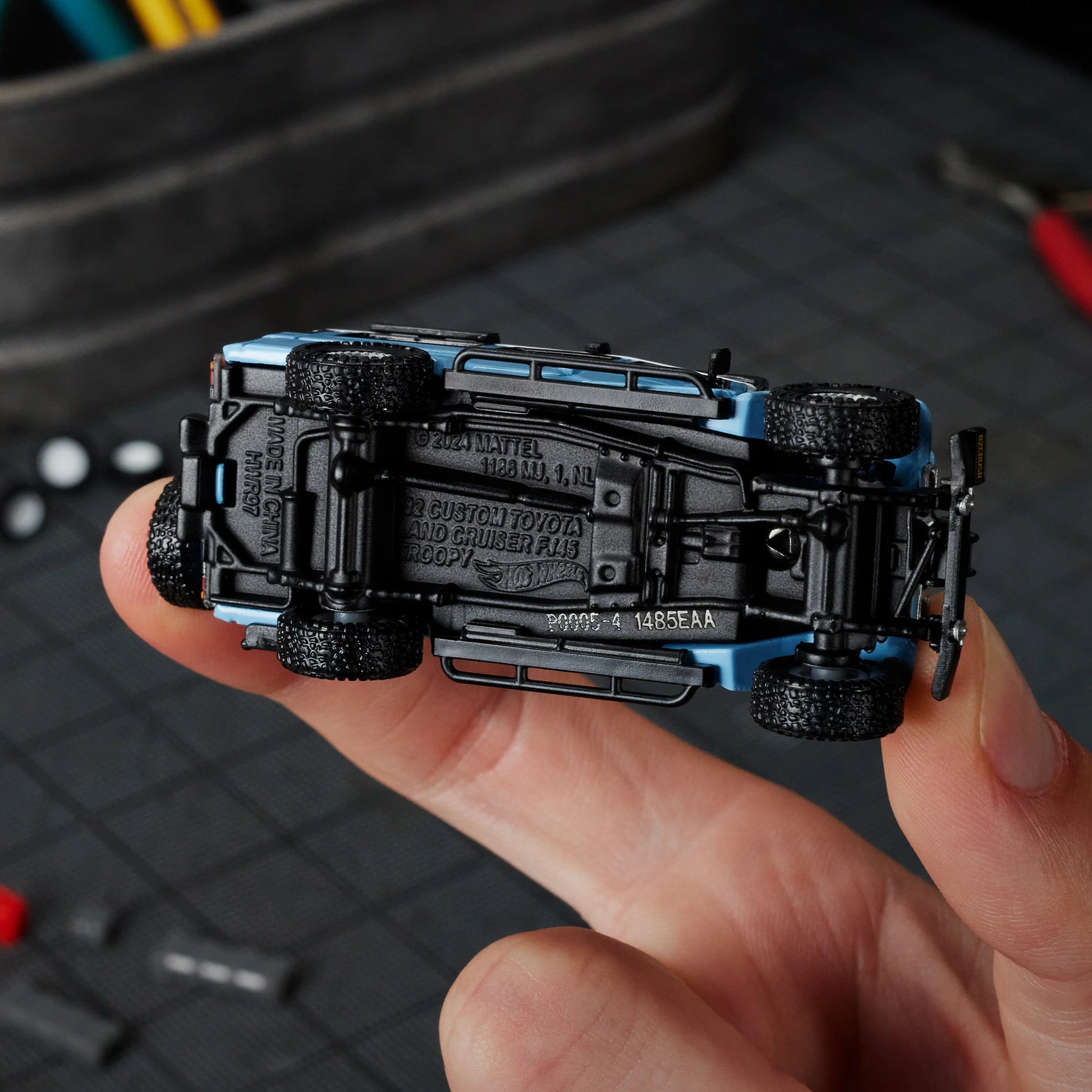 Back angle of Hot Wheels Elite 64 FJ45 Troopy with tailgate doors