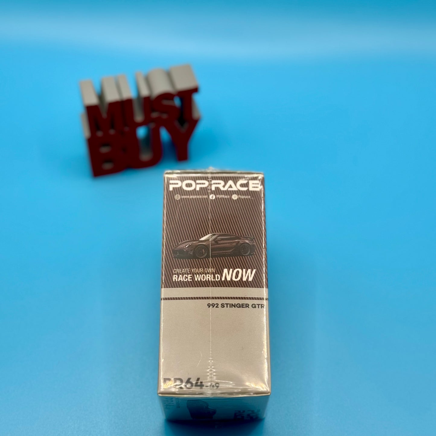 Side packaging angle of 1:64 Pop Race Porsche Stinger GTR