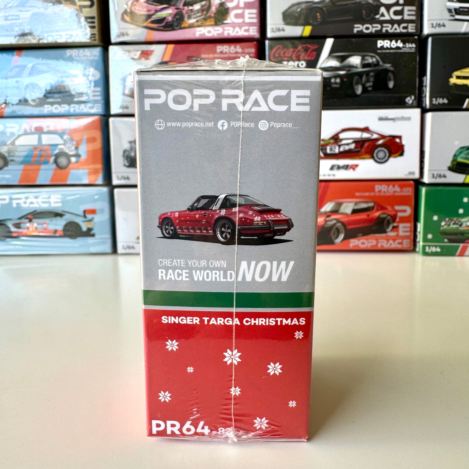 Side profile of Singer Targa 1:64 Christmas Edition diecast model