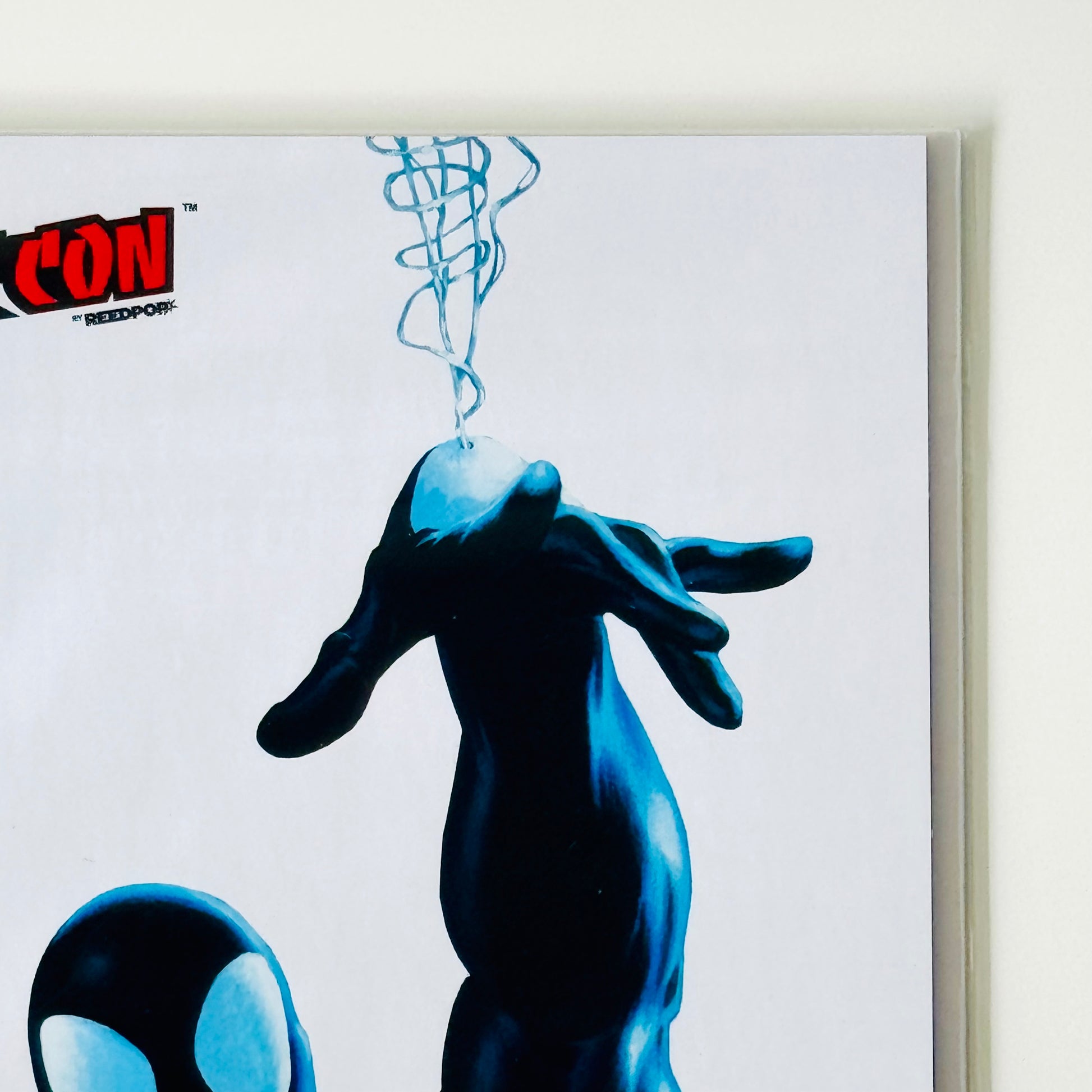 Top right corner detail of Spider-Man #1 Joe Jusko NYCC Virgin Cover