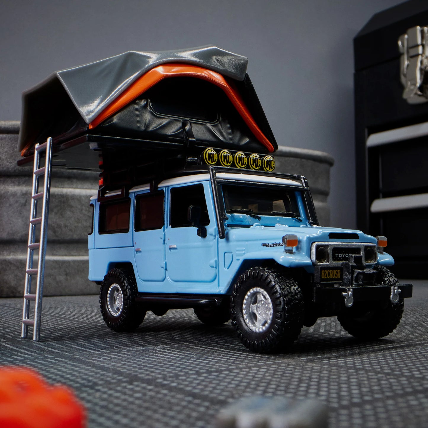 Right view of Toyota FJ45 Troopy 1982 Hot Wheels Elite 64 model