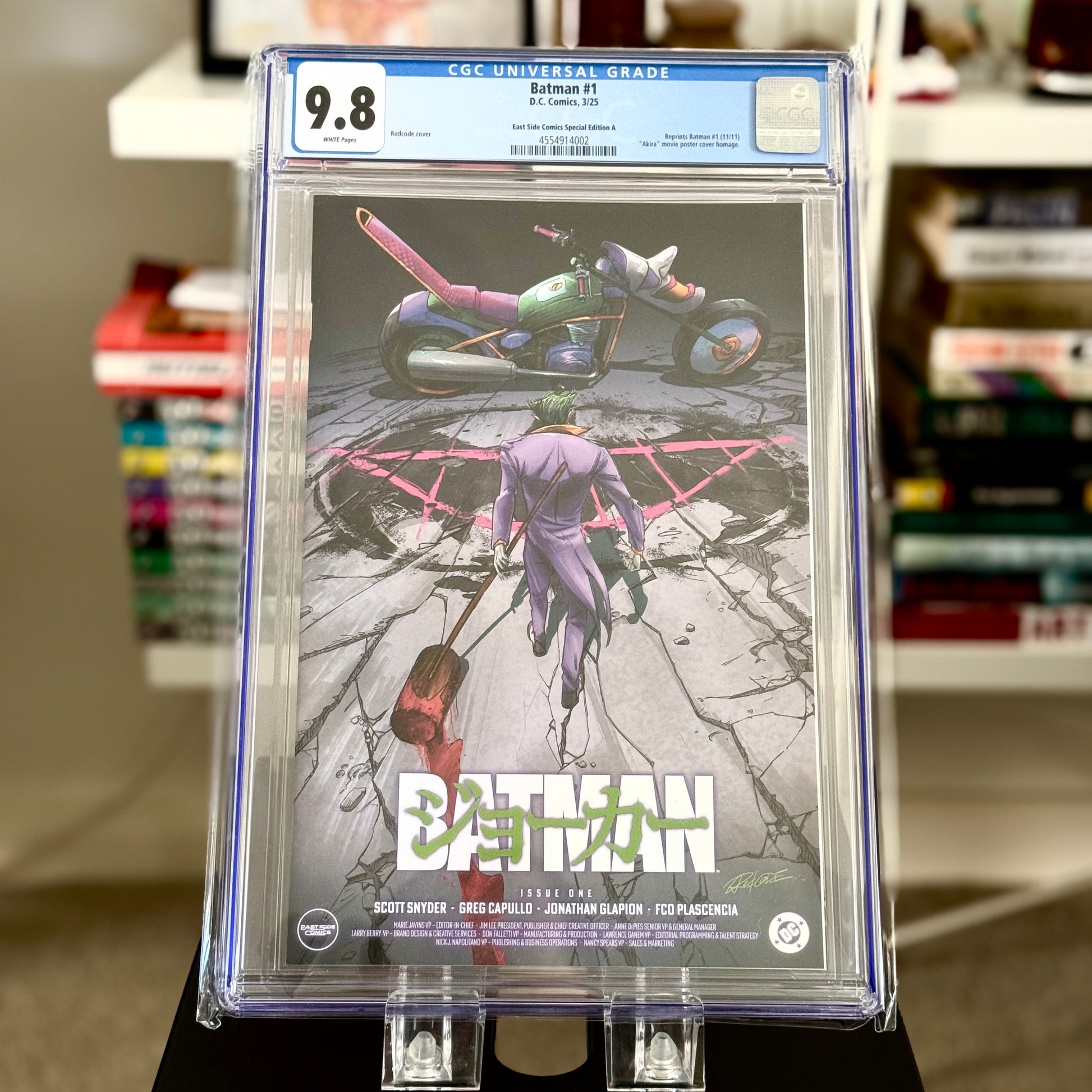 Batman #1 Special Edition A CGC 9.8 graded MegaCon 2025 Exclusive (limited to 800 copies)