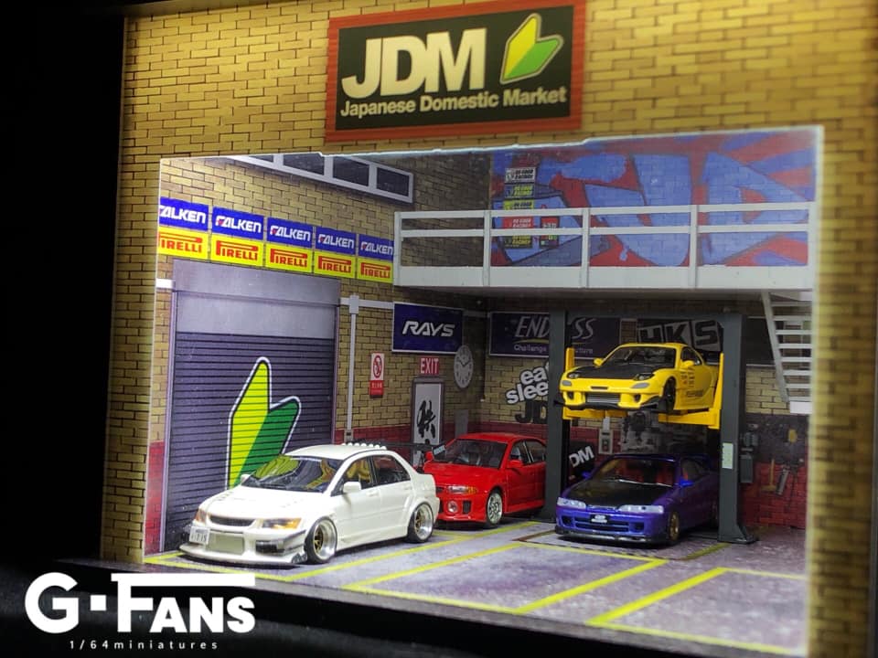 Front view of G-Fans JDM double storey garage for 1:64 scale diecast display