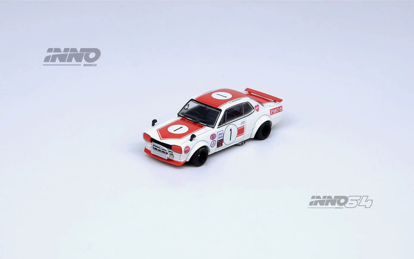 Front side view of INNO64 Nissan Skyline GT-R KPGC10 #1 – Fuji Masters 1971 diecast model unboxed