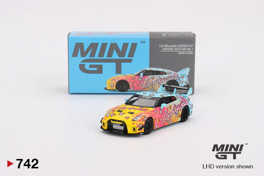 Mini GT MGT00742 Nissan GT-R R35 LB Silhouette GT KUMA 1:64 diecast box front and unboxed