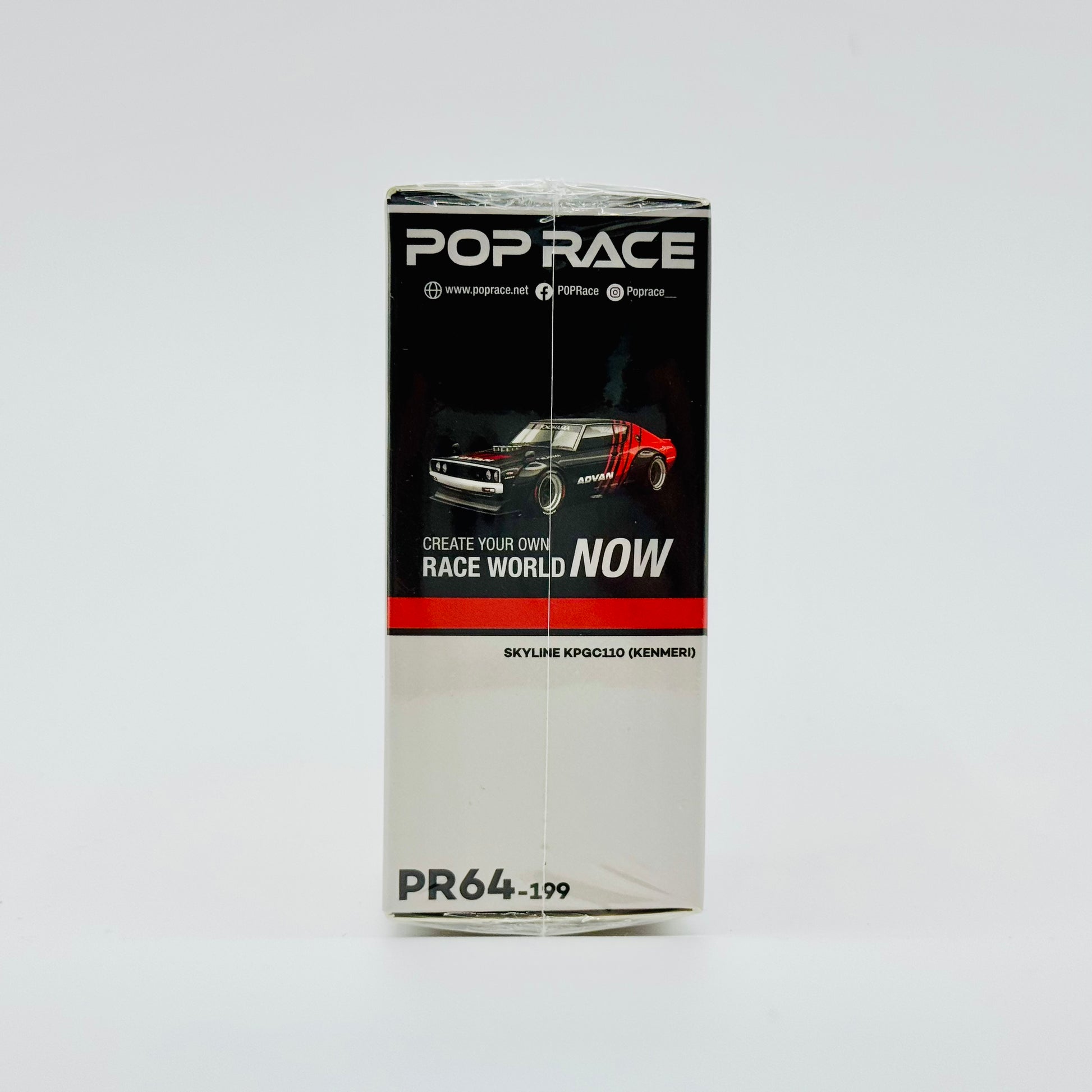 Nissan Skyline GT-R Kenmeri Advan boxed 1:64 diecast front angle