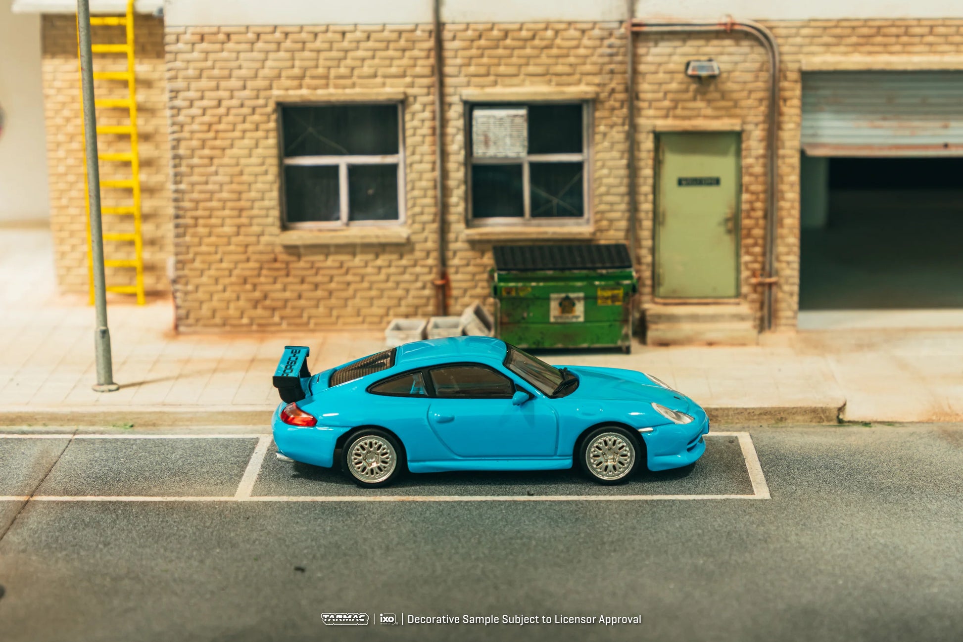 Porsche 911 GT3 996 Light Blue diecast street scene diorama display