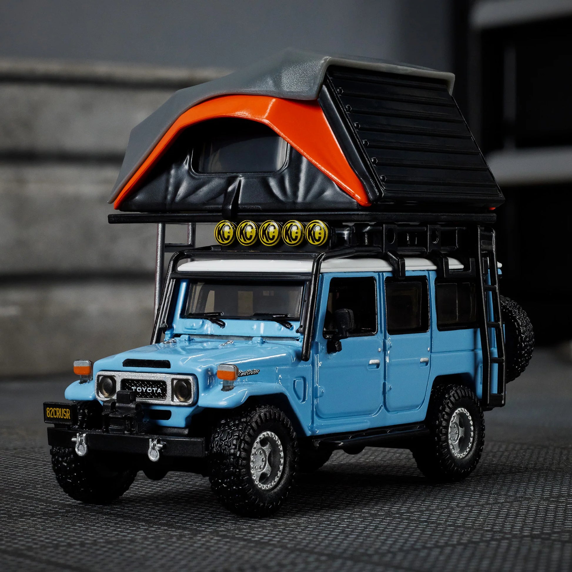 Front view of Toyota FJ45 Troopy 1982 Hot Wheels Elite 64 model
